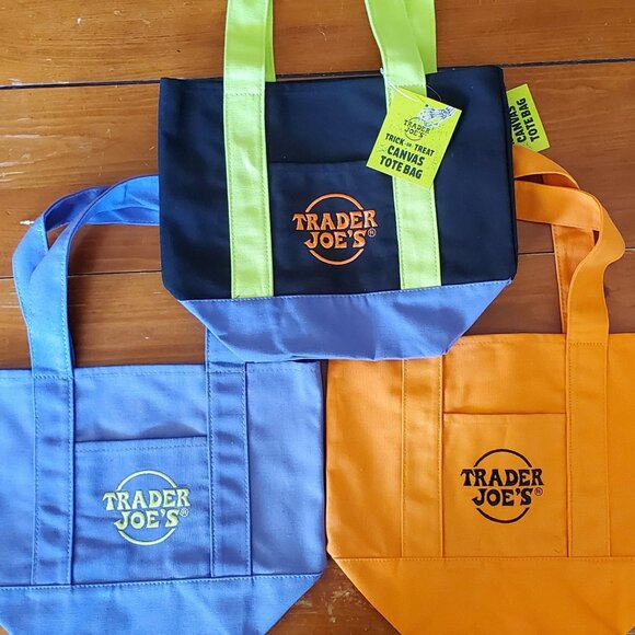 Trader Joe’s Limited Edition Halloween Mini Canvas Tote Bags Set of 3 Brand New - Picture 1 of 6